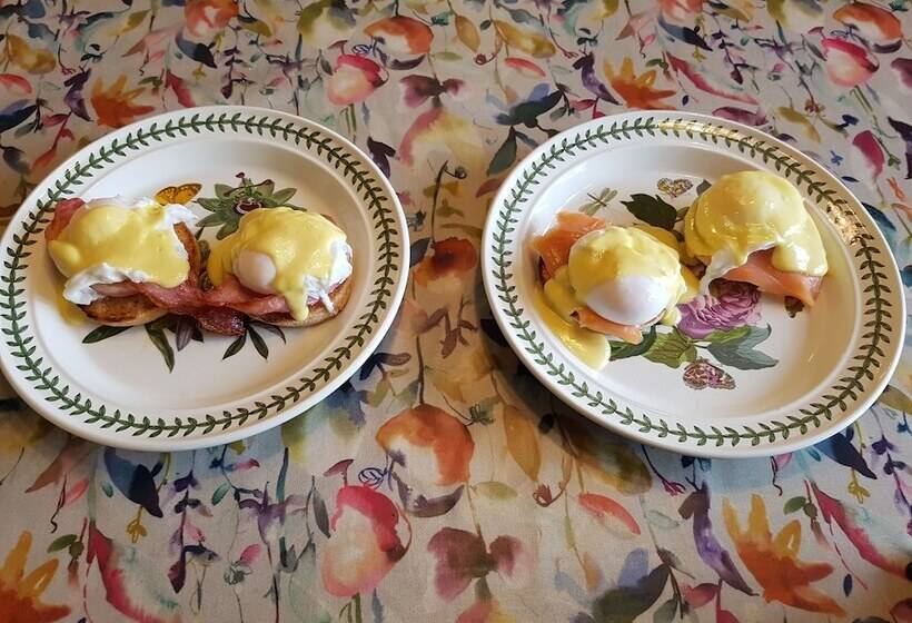 Burton Grange Farmhouse B&b