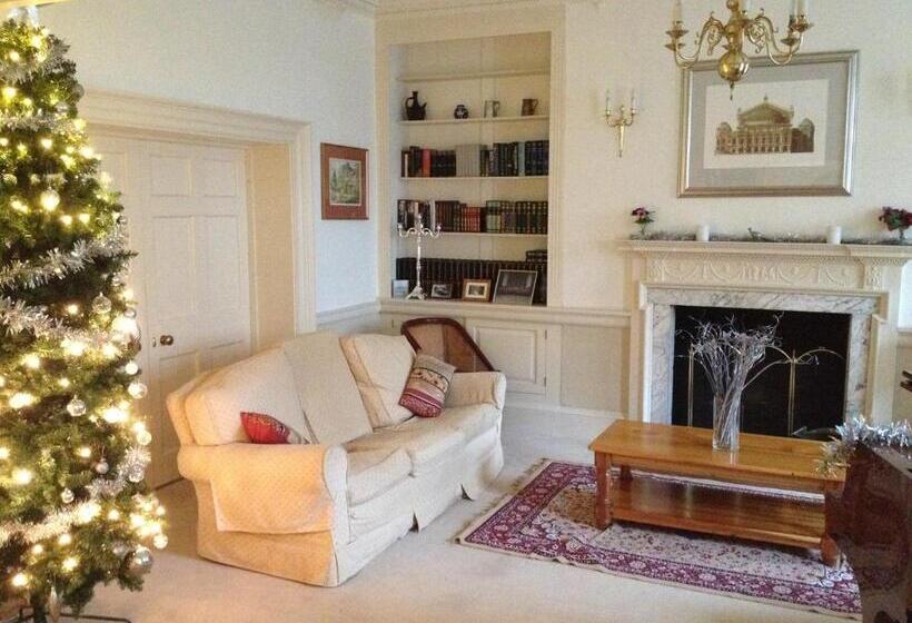 East Pallant Bed And Breakfast, Chichester Holiday Properties