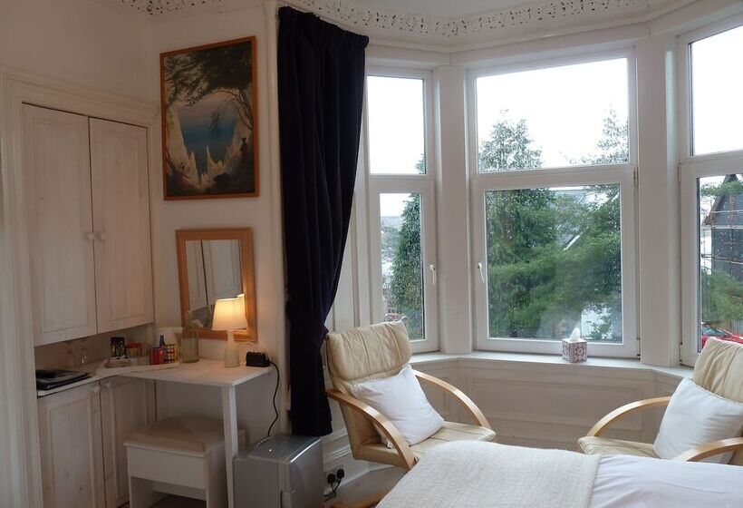 Failte Bed & Breakfast