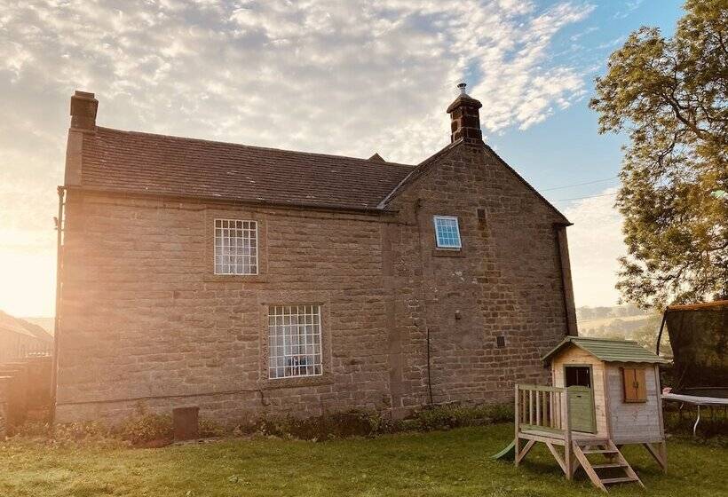 Gratton Grange Farm B&b