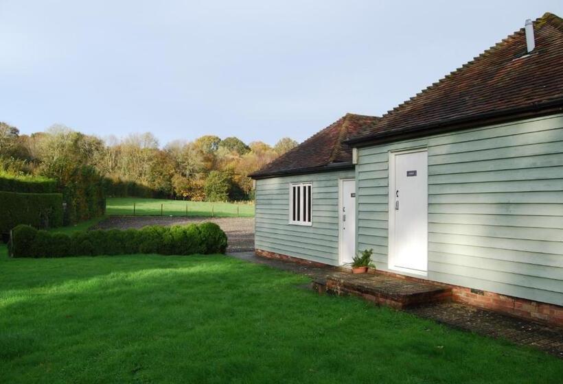 Hare & Hounds Bed & Breakfast