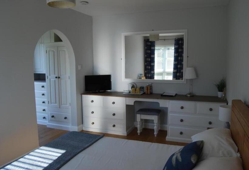 Hare & Hounds Bed & Breakfast