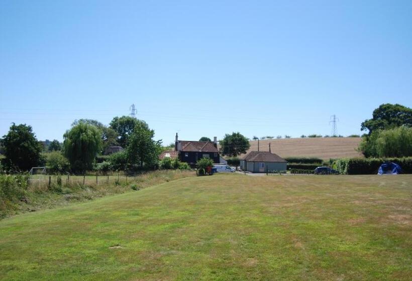 Hare & Hounds Bed & Breakfast