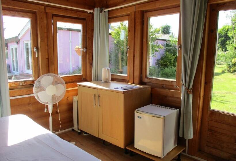 Hillview Bed And Breakfast