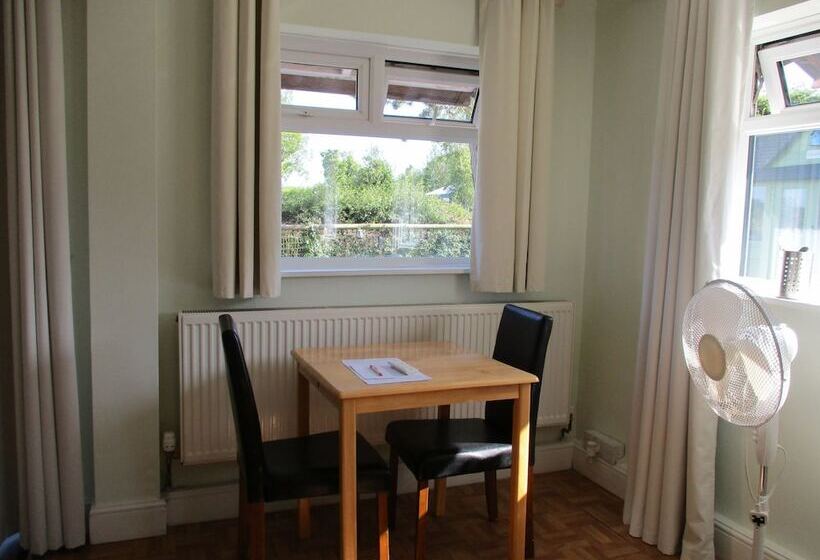 Hillview Bed And Breakfast