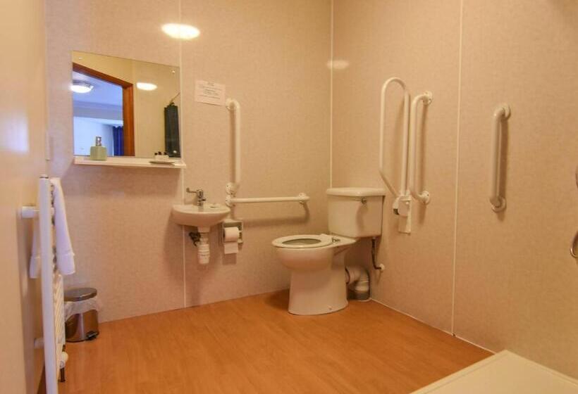 Отель Findlay's