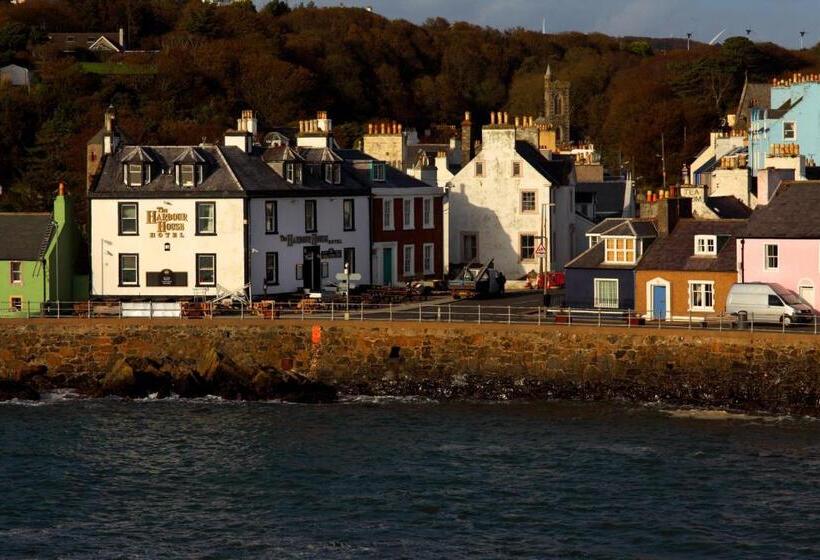 בית מלון כפרי The Harbour House Sea Front