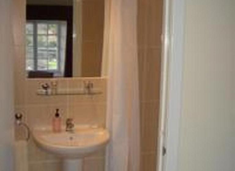 호텔 Highlander Inn