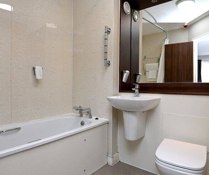 בית מלון כפרי Pine Marten, Dunbar By Marston's Inns