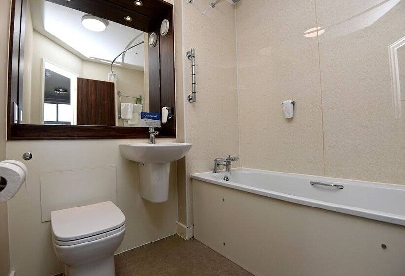 ホテル Pine Marten, Dunbar By Marston's Inns