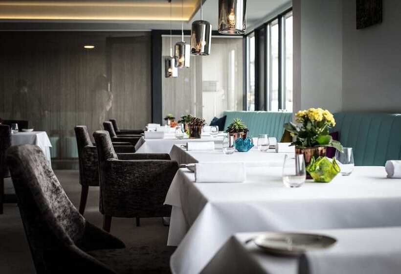 호텔 Restaurant James Sommerin