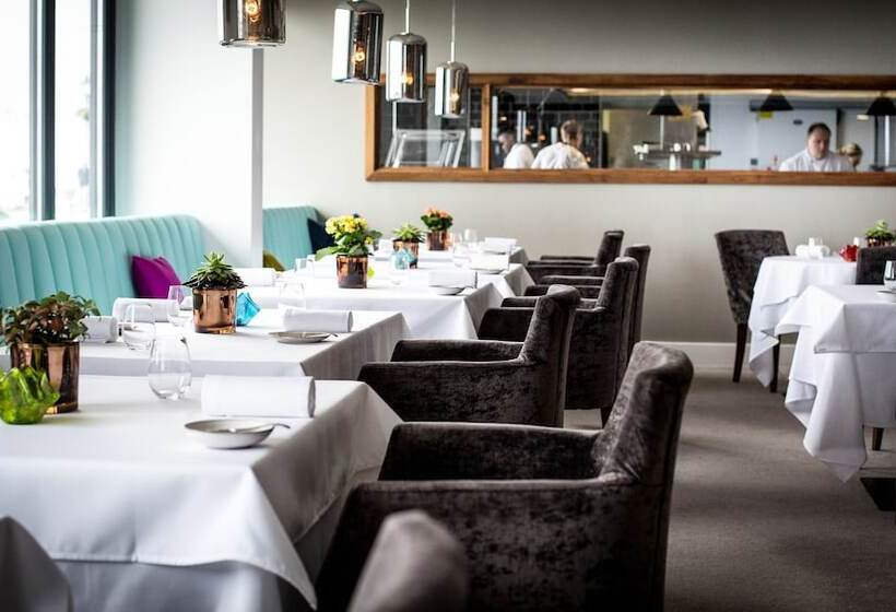 호텔 Restaurant James Sommerin