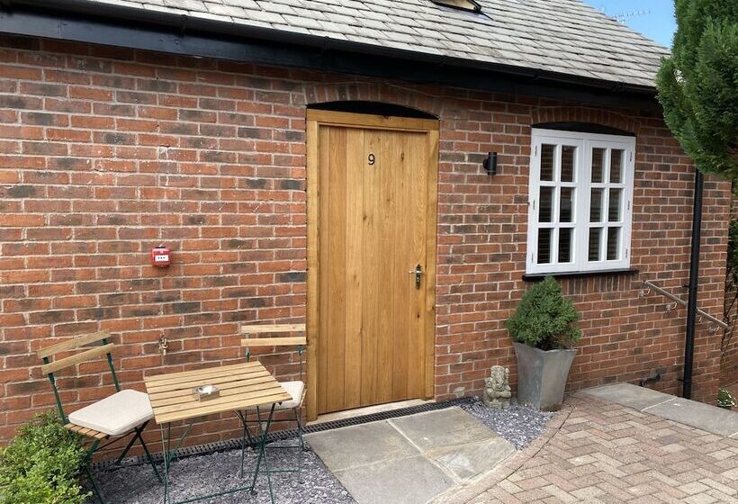 ホテル Sebastians