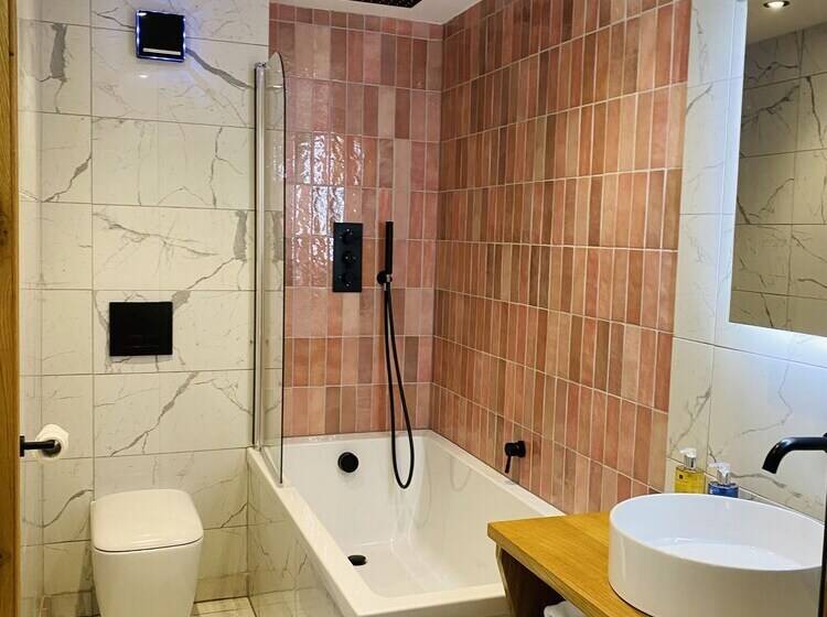 ホテル Sebastians