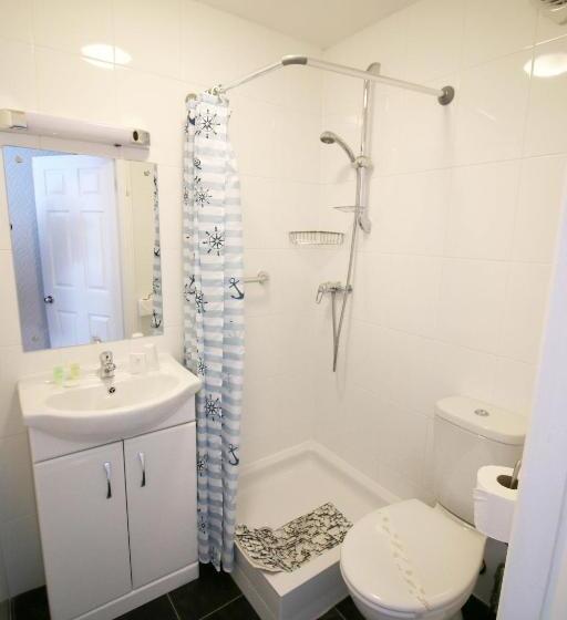 Отель Shipping Lanes