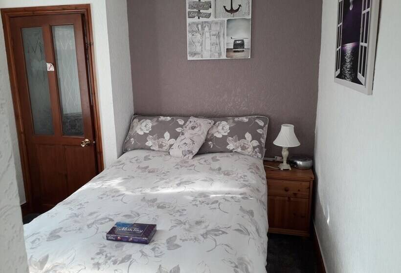 Отель The Anchorage