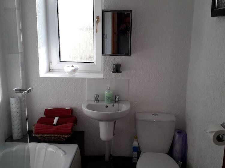 Отель The Anchorage