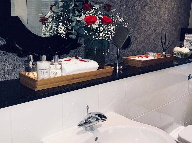 فندق The Belle Epoque