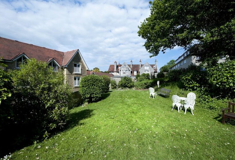 酒店 The Broadway Park