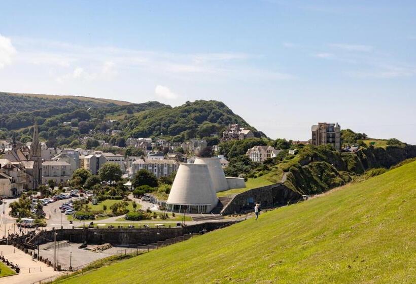 Dilkhusa Grand Hotel By Compass Hospitality