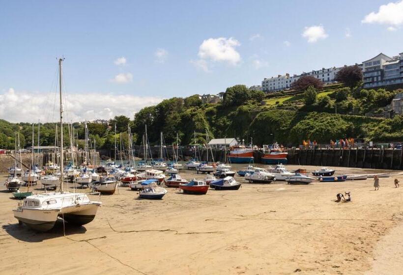 Dilkhusa Grand Hotel By Compass Hospitality