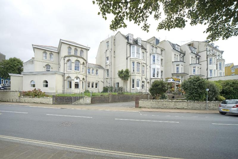 Dilkhusa Grand Hotel By Compass Hospitality