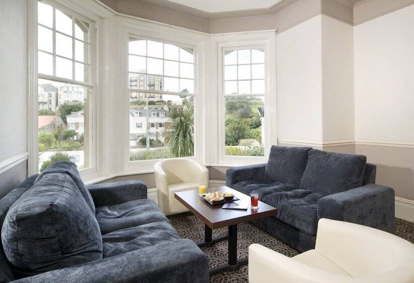 Dilkhusa Grand Hotel By Compass Hospitality