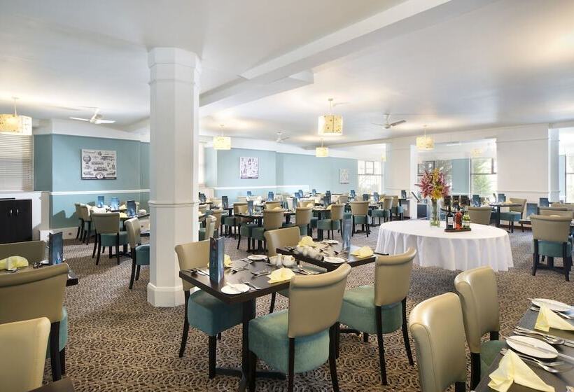 Dilkhusa Grand Hotel By Compass Hospitality