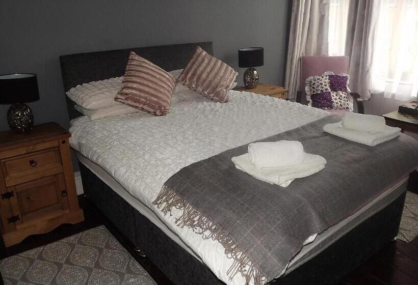 The Dolphin Hotel & Restaurant