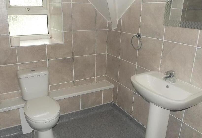 The Dolphin Hotel & Restaurant