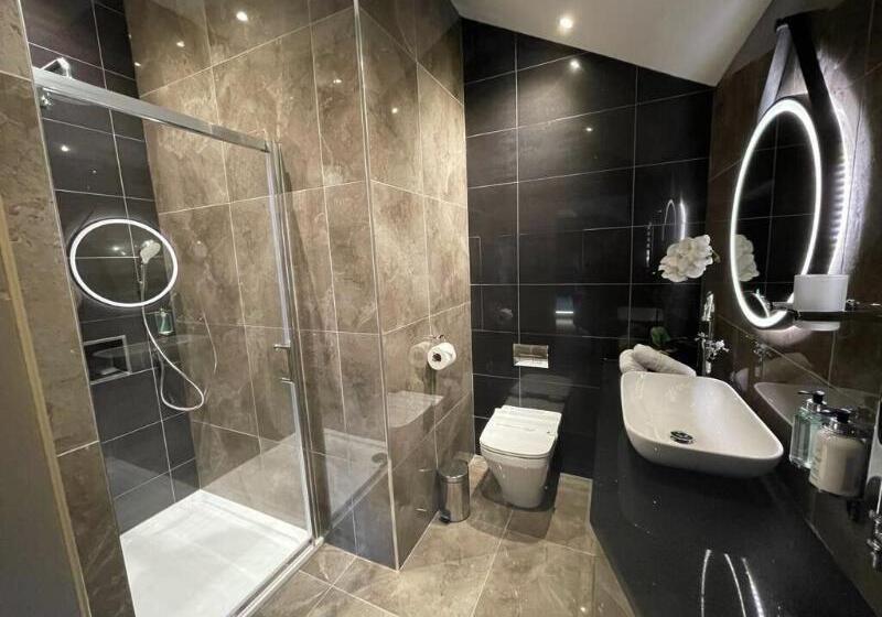 The Eccleston Hotel; Bw Signature Collection