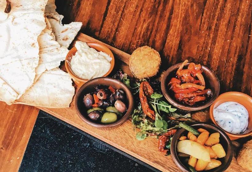 בית מלון כפרי The George At Baldock