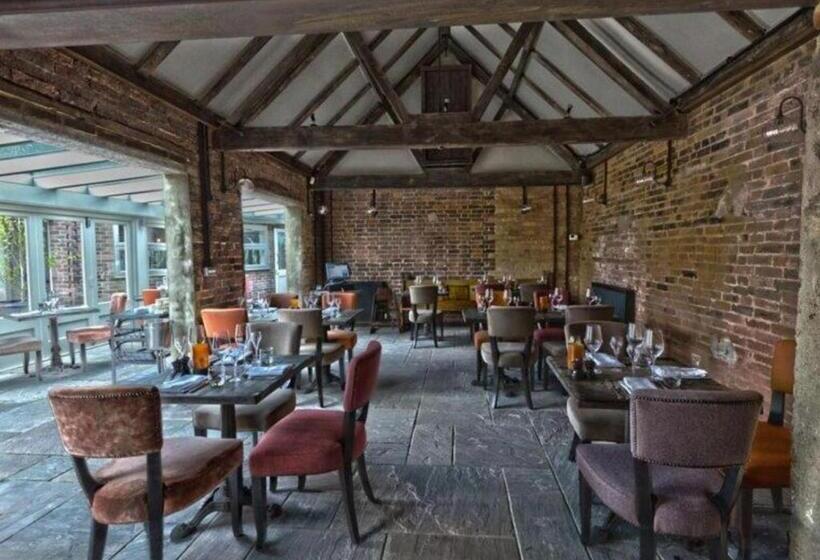فندق The Goudhurst Inn