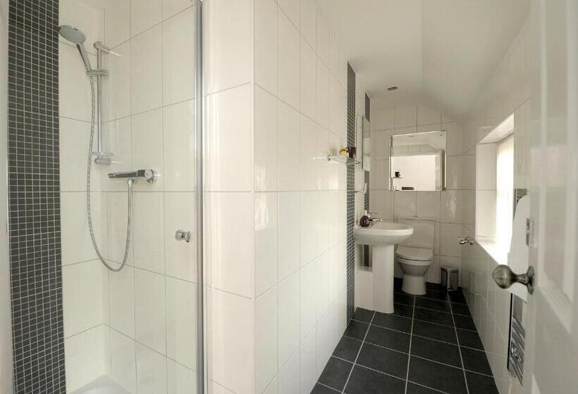 ホテル The Huntsman Of Little Wenlock