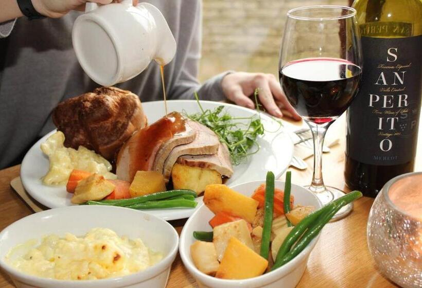 ホテル The Huntsman Of Little Wenlock