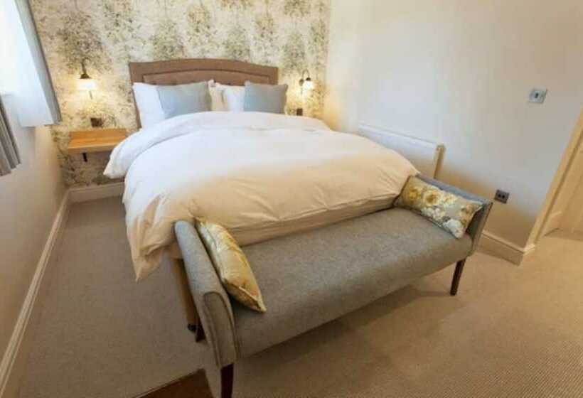 ホテル The Inn West End