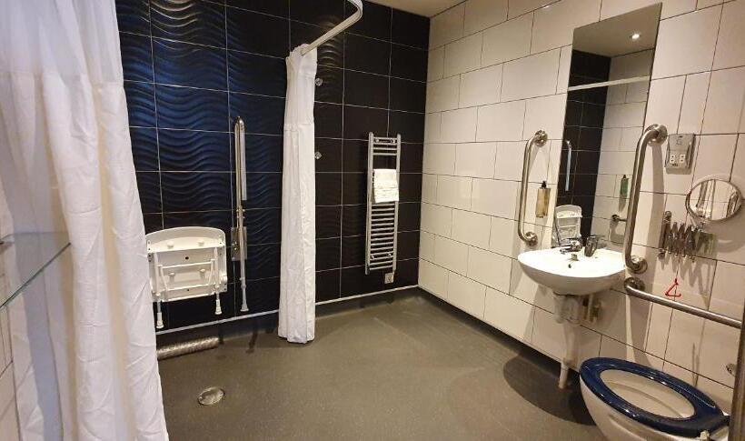 酒店 The John Francis Basset Wetherspoon