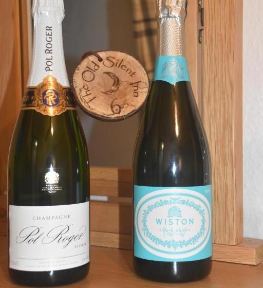 酒店 The Old Silent Inn