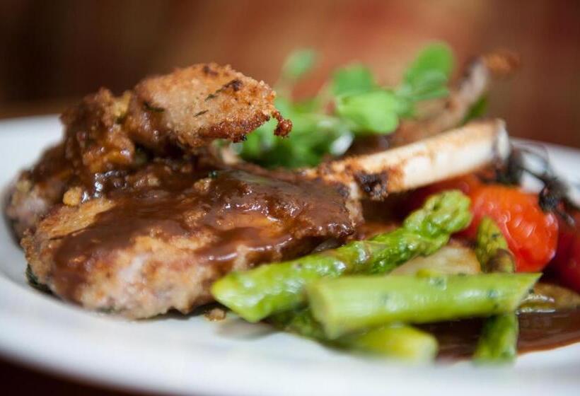 ホテル The Pipers Tryst