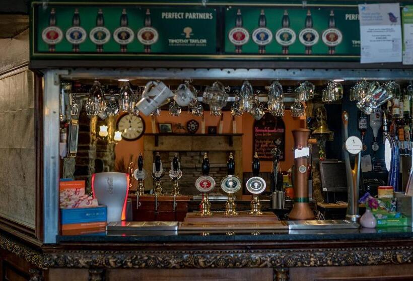 호텔 The Racehorses