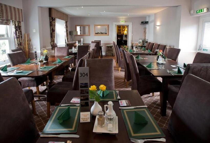 호텔 The Racehorses