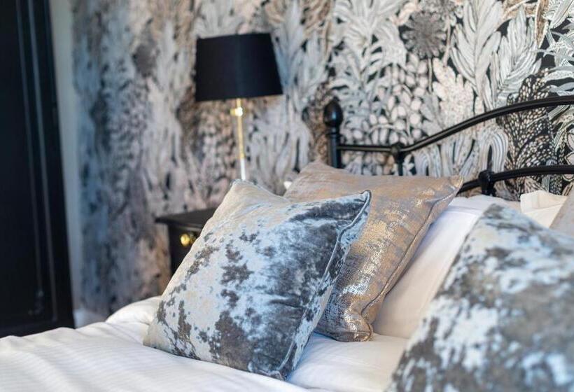 בית מלון כפרי The Sun Inn