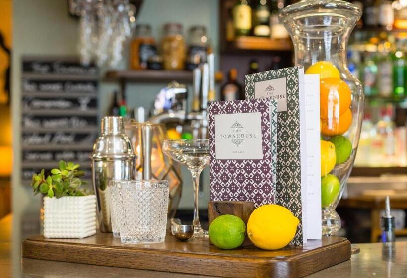 ホテル The Townhouse