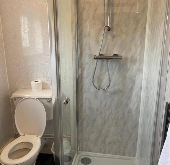 Отель The Traxx