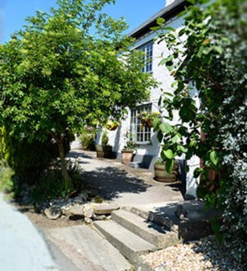 فندق The Tytherleigh Arms