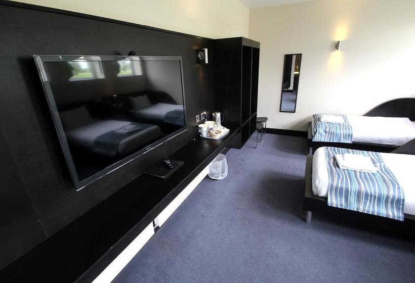 Отель Twinwoods Guestrooms