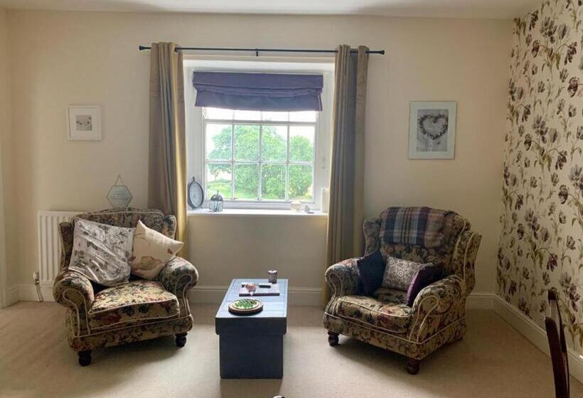 Low Gingerfield Farm B&b