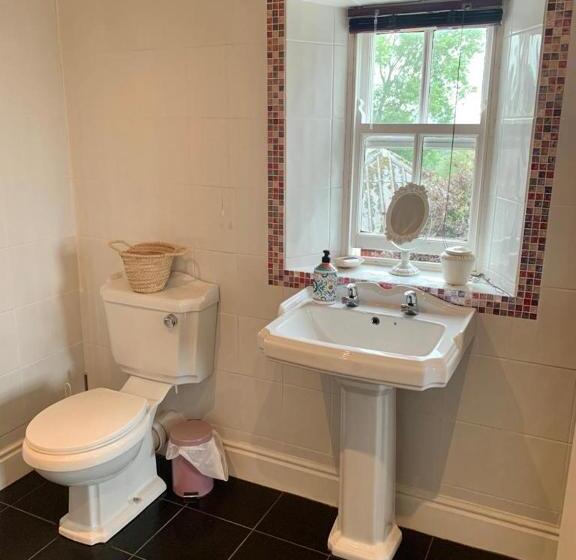 Low Gingerfield Farm B&b