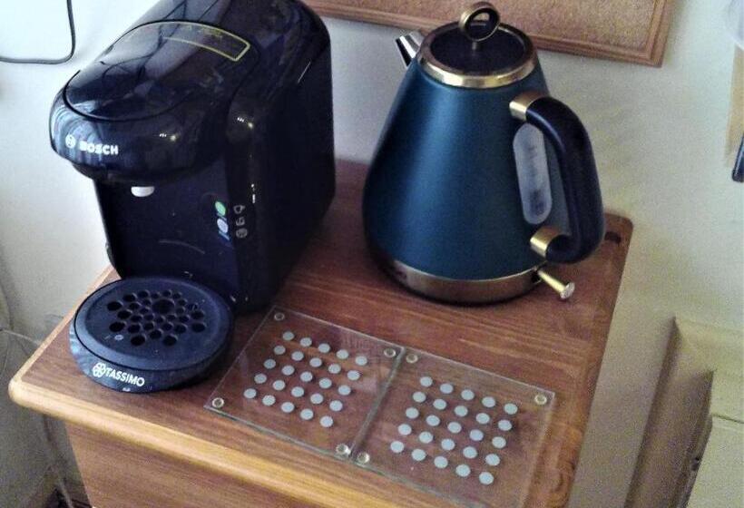 Mike & Carolyn Ball B&b