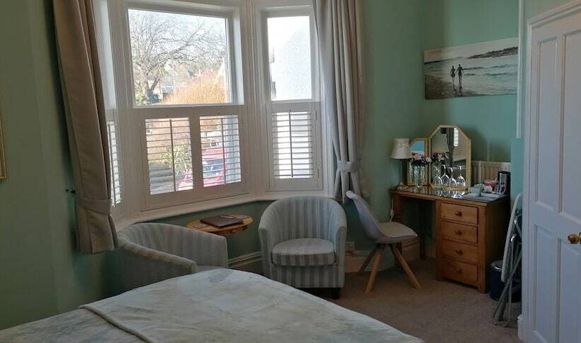 ベッドアンドブレックファースト Pebbles House Room Only